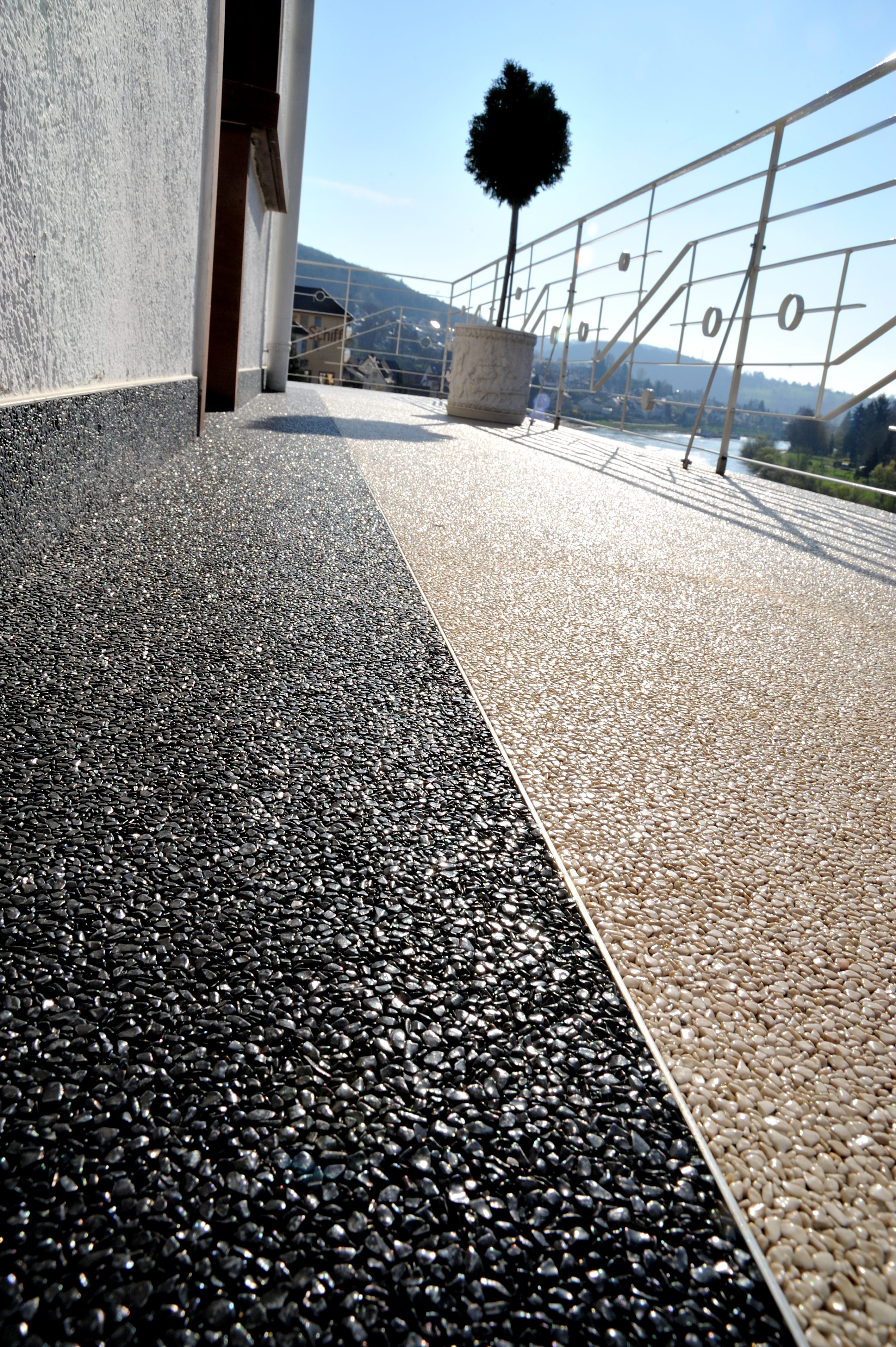 Balkone und Terrassen